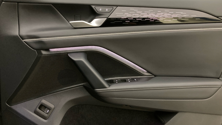 Volkswagen Tayron 2.0 TDI Elegance 5dr DSG7 [7 Seat] Diesel Estate